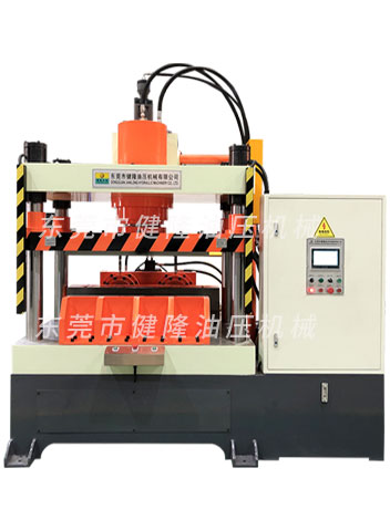 200噸伺服散熱器整形油（yóu）壓（yā）機（jī）